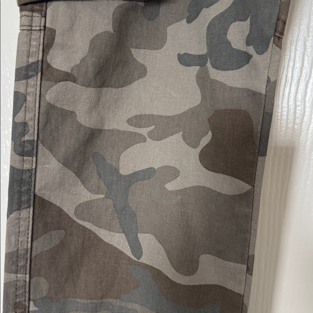 Wrangler Camo Cargo Pants Mens NWT - Picture 7 of 10